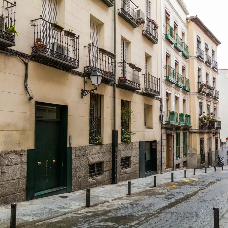 Madrid - Photo 1