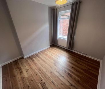 32 Rosapenna Parade, Belfast, BT14 6GU - Photo 2