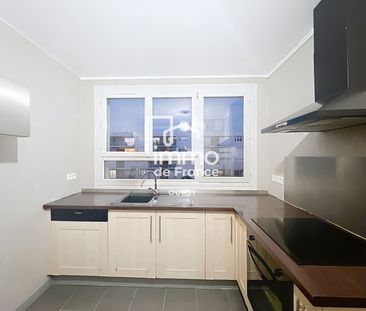 Location Appartement 5 pièces 90m² - Photo 4