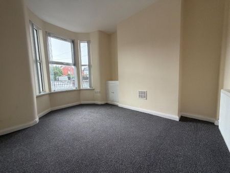 197 Alexandra Park Avenue, Belfast, BT15 3GB - Photo 3