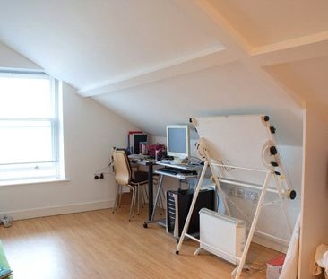 28 Bath Street, Huddersfield, HD1 - Photo 1