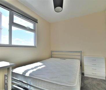 Maygoods Close, Cowley, UB8 - Photo 3