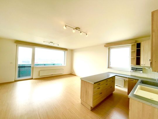 Pronájem bytu 3+kk • 88 m² bez realitkyCukrova, Praha - Černý Most - Fotografie 1
