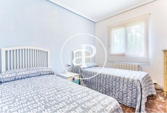 5 bedroom luxury Villa for rent in Turís, Spain