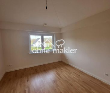 Moderne 3-Zimmer-Komfortwohnung mit Dachterrasse in Fleestedt - von... - Photo 3