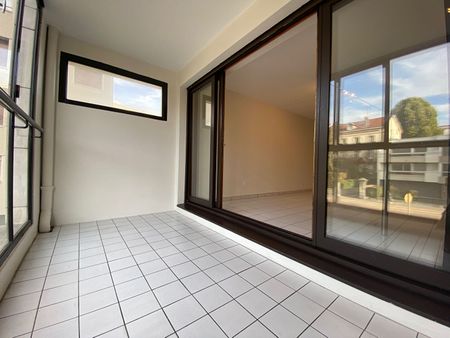 Location Appartement 1 pièce 43m² BESANCON 25000 - Photo 5