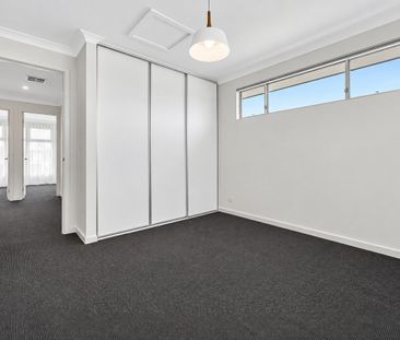 37A Redward Avenue, Greenacres SA 5086 - Photo 4