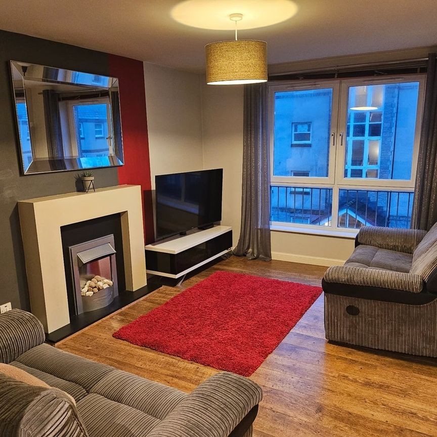 2 Bed Flat, South College Street, AB11 - Photo 1