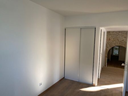 Appartement T5 rénové à Charantonnay - Photo 4