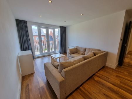 2 Bed Student Accommodation - Photo 2