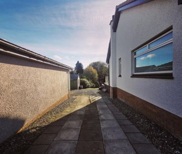 1 Elmwood Cottage, Tealing, Dundee - Photo 2