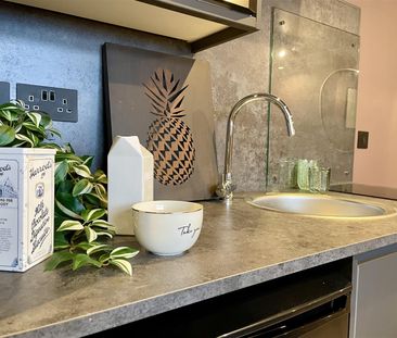 Allesley Old Road, Coventry, CV5 - Photo 1