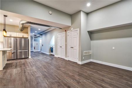 For Lease - 118 Dundas Street Unit# 2, London East, Ontario - Photo 3