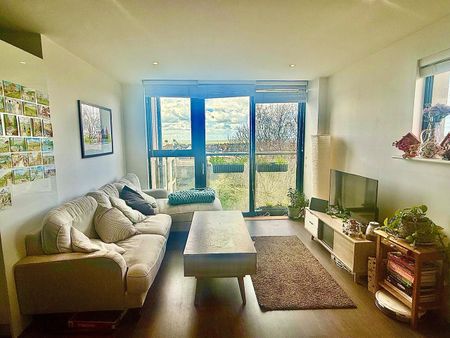 2 Bed Flat, Dyke Road, BN1 - Photo 2