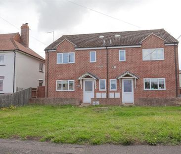4 bedroom semi-detached house to rent - Photo 3