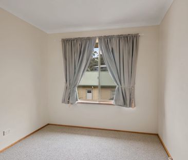 Immaculate two bedroom villa - Photo 6