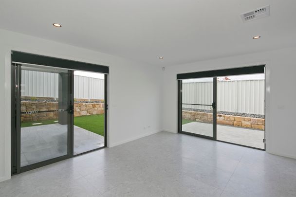 19B Bronhill Street, Moncrieff ACT 2914 - House For Rent | Domain - Photo 1
