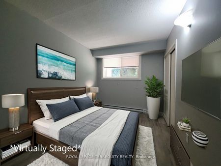 For Lease - 207 Trent Street Unit# 2, Whitby, Ontario - Photo 4