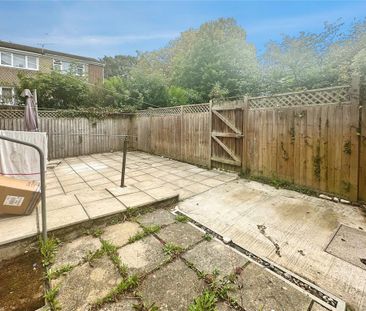 2 bedroom terraced house to rent - Photo 6