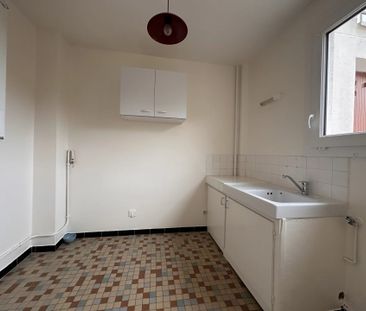 Location Appartement 1 pièce 25m² OZOIR LA FERRIERE 77330 - Photo 3