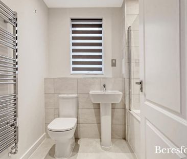 4 bedroom terraced house to rent - Photo 4