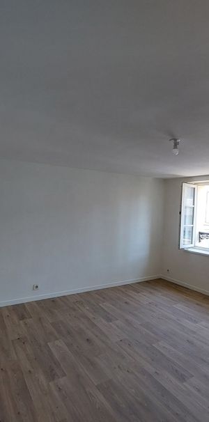 Location Appartement 2 pièces 45m² DIEPPE 76200 - Photo 1