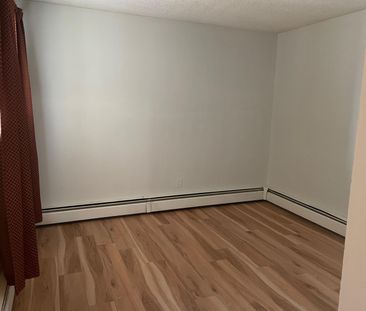 #214 2624 Mill Woods Road East - Photo 6