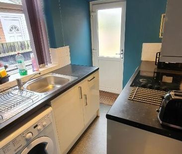 3 Bed Terraced House, Charterhouse Road, CV1 - Photo 5