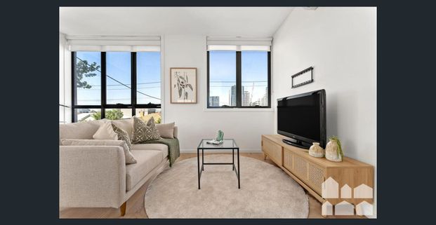 Stylish, Light-Filled Living in a Boutique Block - Photo 1