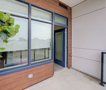 For Lease - 123 MAURICE Drive Unit# 314, Oakville, Ontario - Photo 1