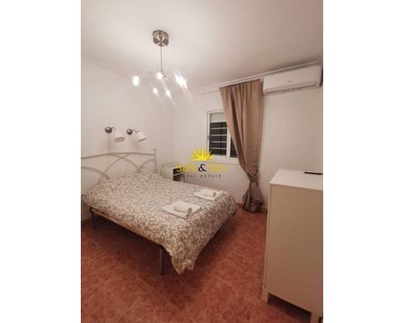 THREE-BEDROOM CHALET – GRAN ALACANT - Photo 2