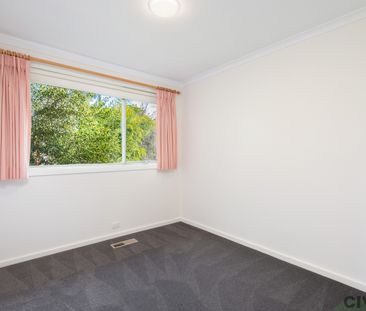 4 Kennerly Street, Curtin ACT 2605 - House For Rent | Domain - Photo 1
