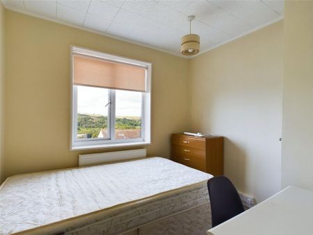 4 bedroom terraced house to rent - Photo 3