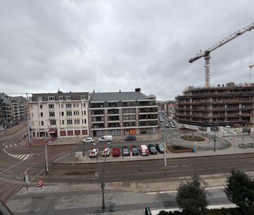 Modern zonnige studio op het Stationsplein van Blankenberge. Dichtb... - Photo 1