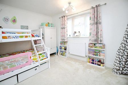 2 bedroom maisonette to rent - Photo 4