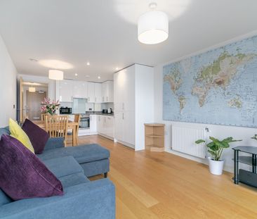 2 Bed Flat, Chesworth Court, E1 - Photo 2