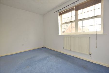 Hunters Road, Bishops Cleeve, Cheltenham, Gloucestershire, GL52 - Photo 3