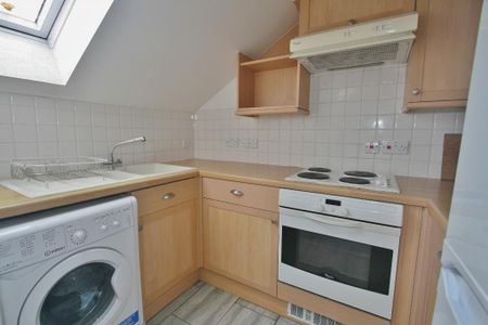 2 bedroom flat to rent - Photo 5
