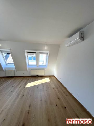 Erstbezug nach Sanierung - tolle 4-Zimmer Wohnung mit Dachterrasse - Photo 4