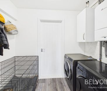 4 bedroom detached house to rent - Photo 2