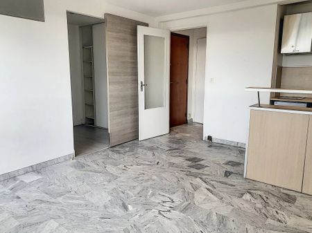 Location Appartement 2 pièces 30m² LE CANNET 06110 - Photo 5