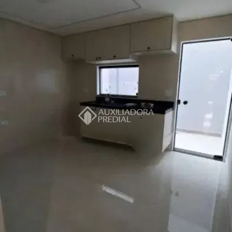 Sobrado com 3 quartos e 120m² para alugar em Vila Alto de Santo André, Santo André. - Foto 1