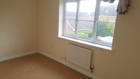 2 bedroom townhouse to rent - Photo 3