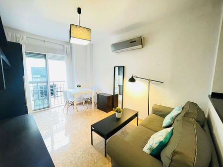 Alquiler de piso en Calle César Arbasia, 10 - Photo 4