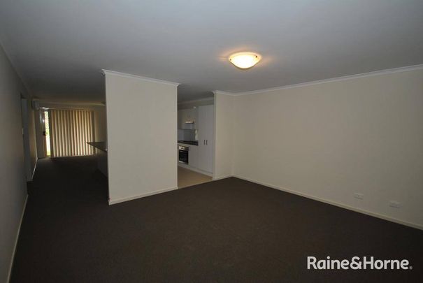 Three Bedroom duplex home in West Nowra - Photo 1