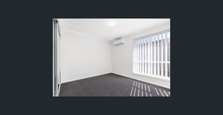 Two Bedroom Unit! - Photo 2