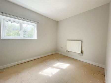10 bedroom detached house to rent - Photo 4