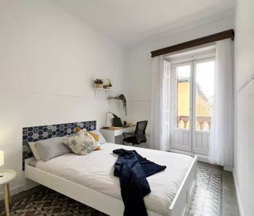 Room in a shared 6-bedroom apartment for rent in Universidad - Foto 4