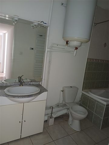 Location Appartement 2 pièces - Photo 3