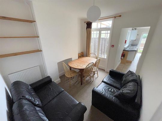 6 bedroom house share to rent - Photo 1